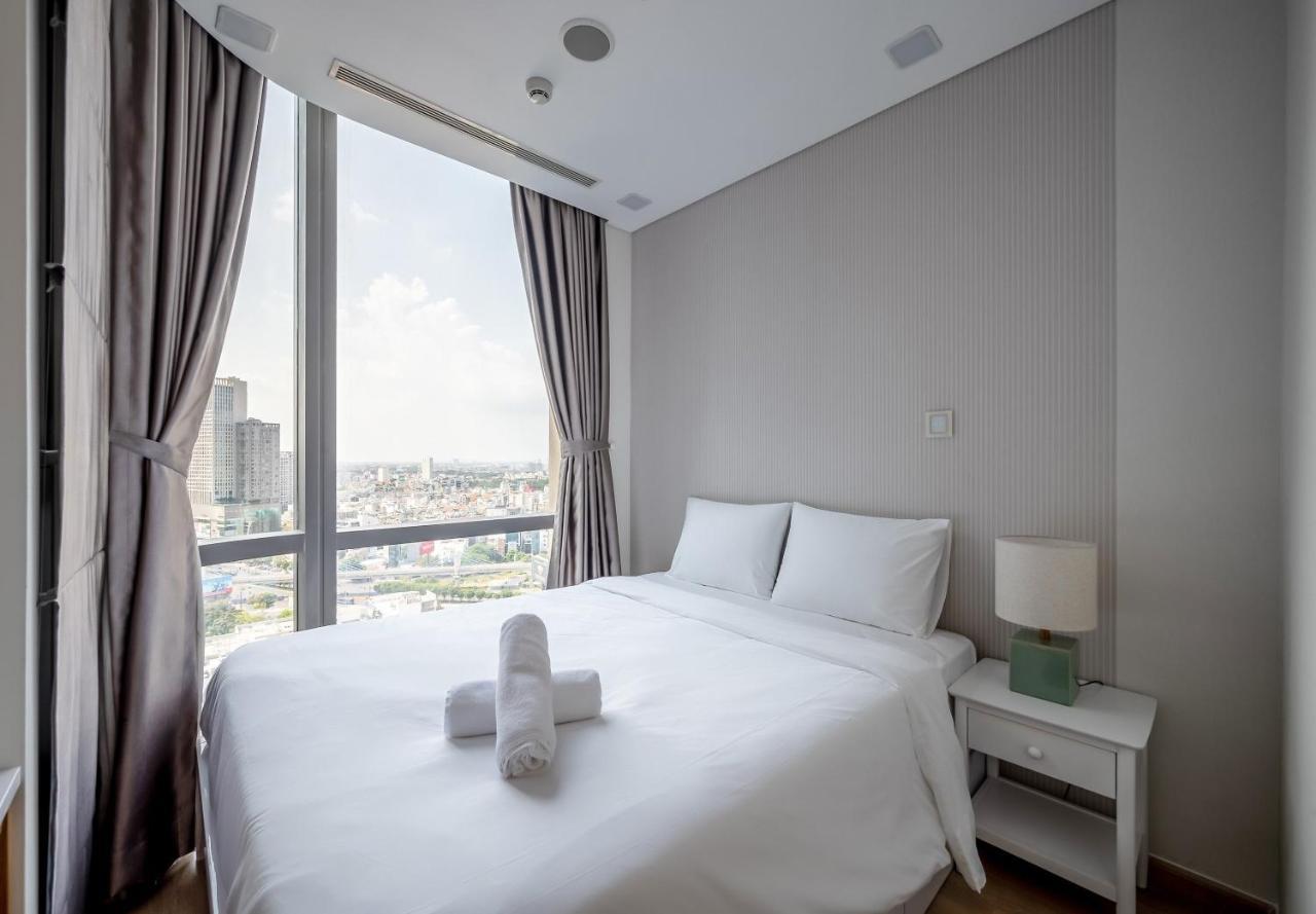 Panorama Suites Landmark 81 Apartment *