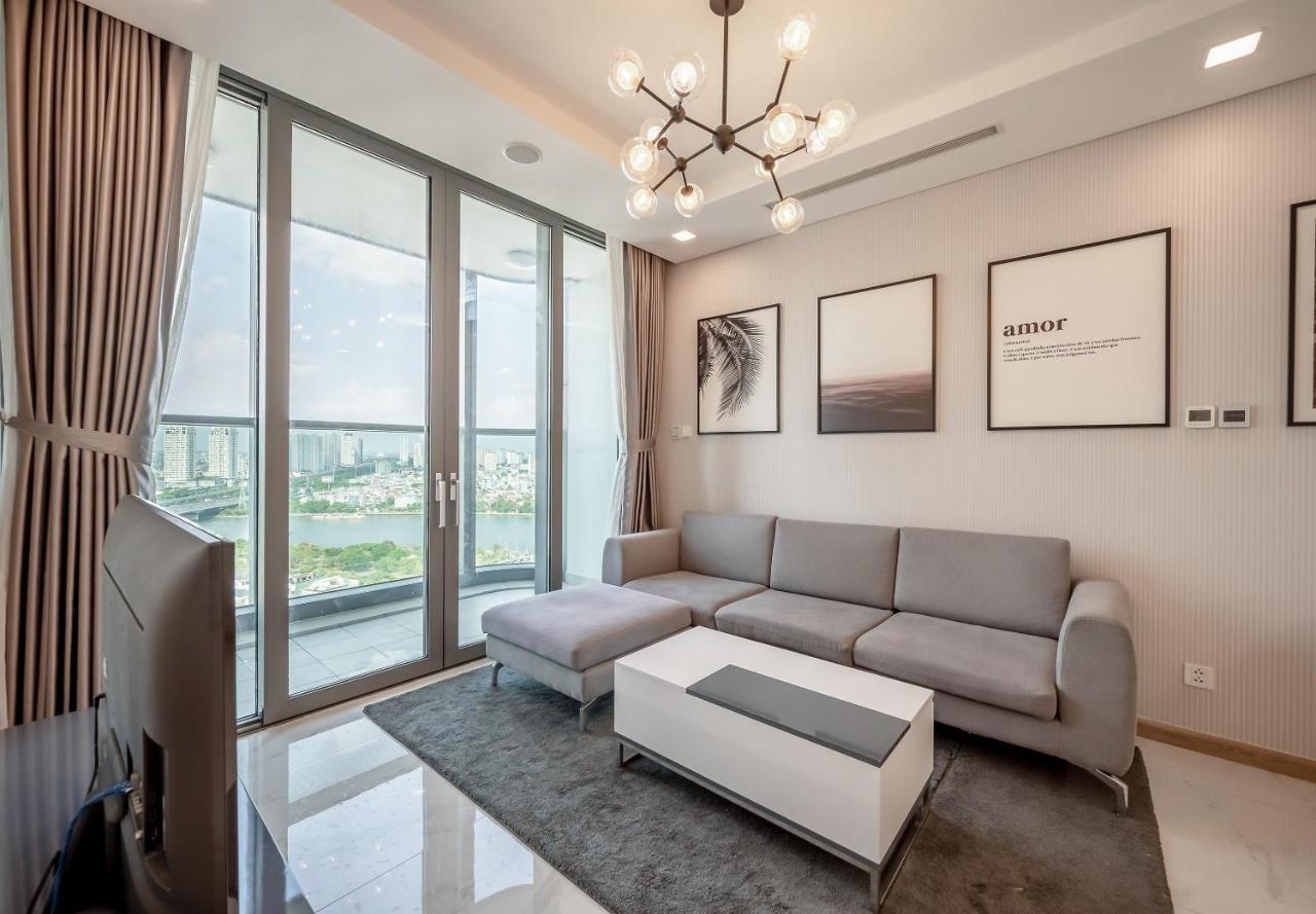 Panorama Suites Landmark 81 Apartment *